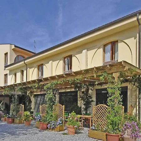ホテル Carignano 4*