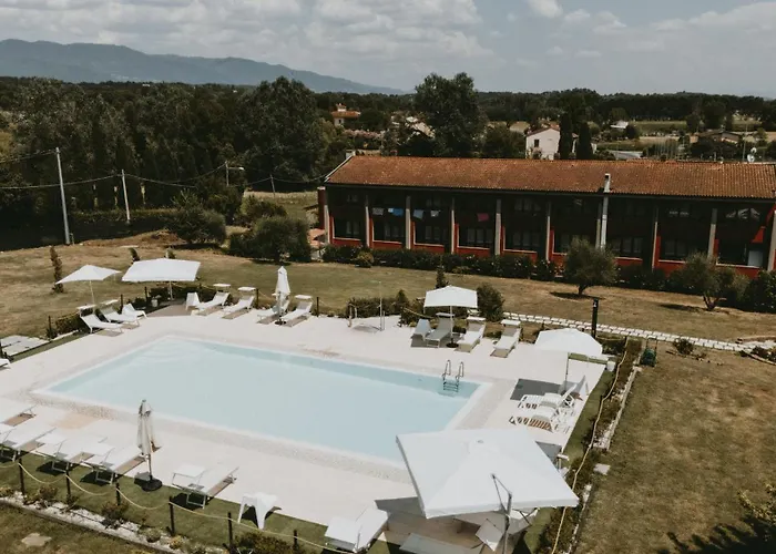 Carignano 4* Lucca